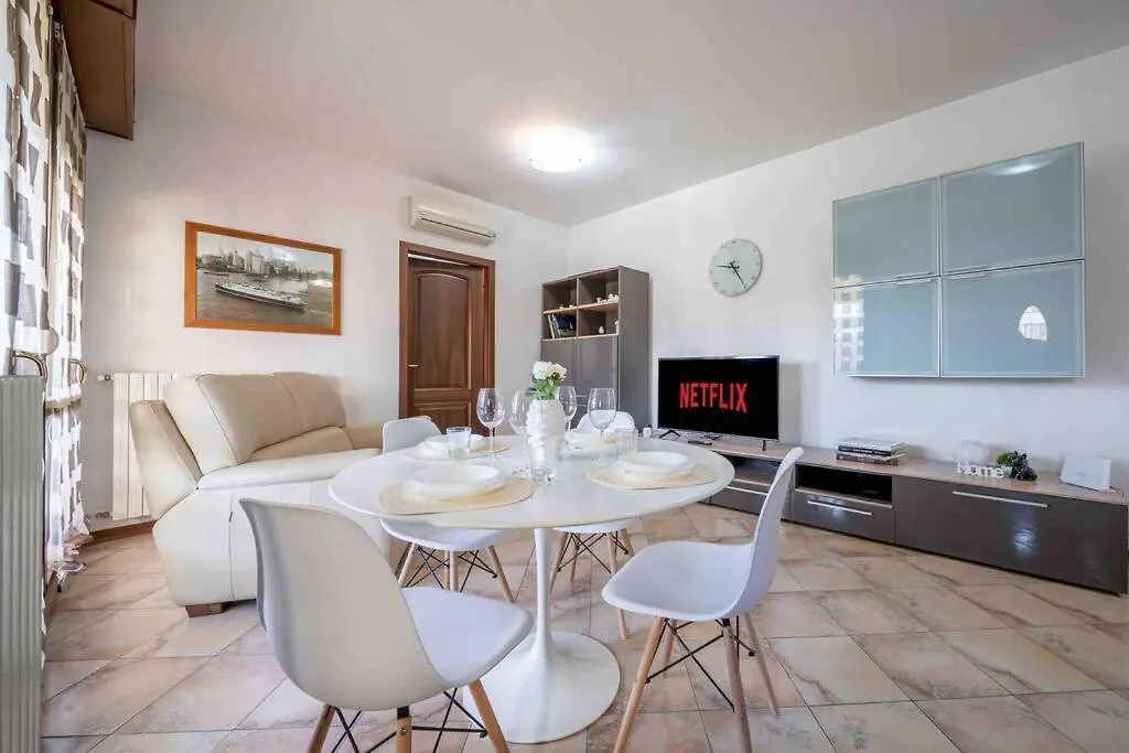 10Min Dalla Ghirlandina Love And Relax In Modena 0*,