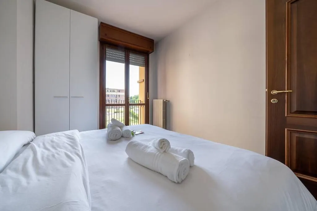 Apartment 10Min Dalla Ghirlandina Love And Relax In Modena Italy